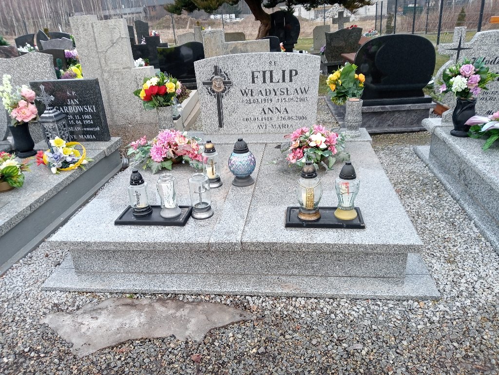 Grób Jacek Filip